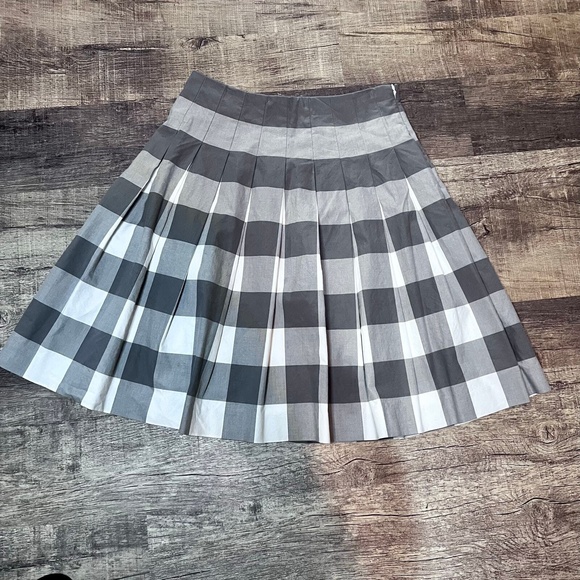 Women's Gray Buffalo Plaid Pleated‎ Circle Skirt 6 Petite Liz Claiborne - Picture 4 of 6